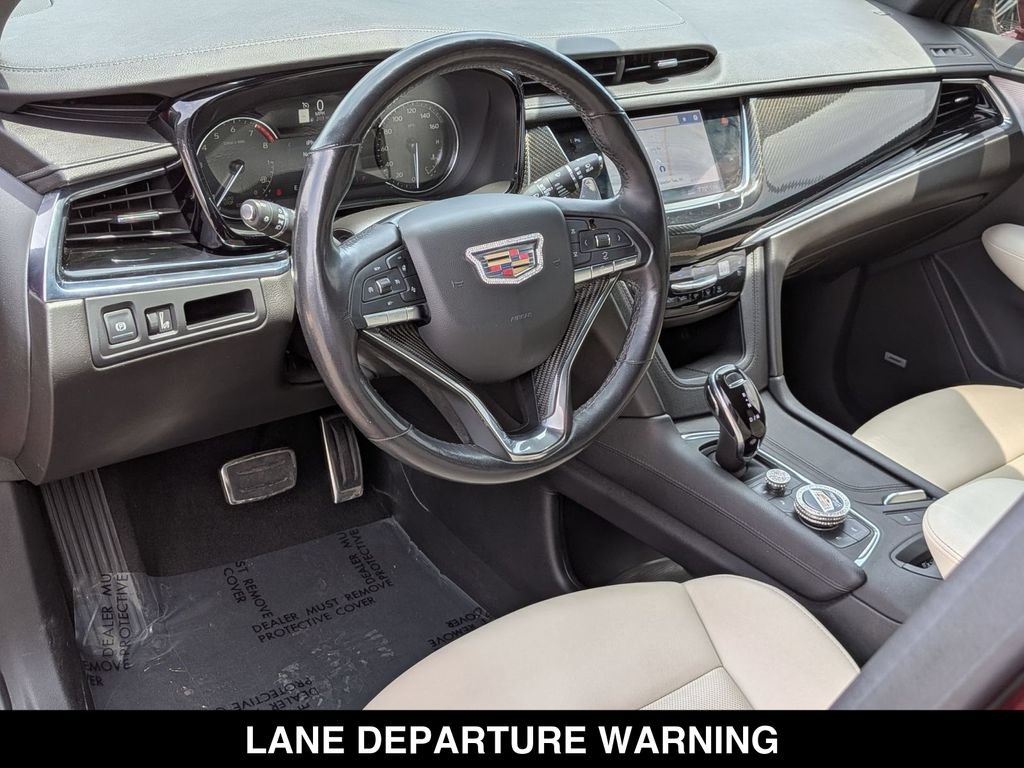 Used 2020 Cadillac XT6 Sport AWD/4WD image 2