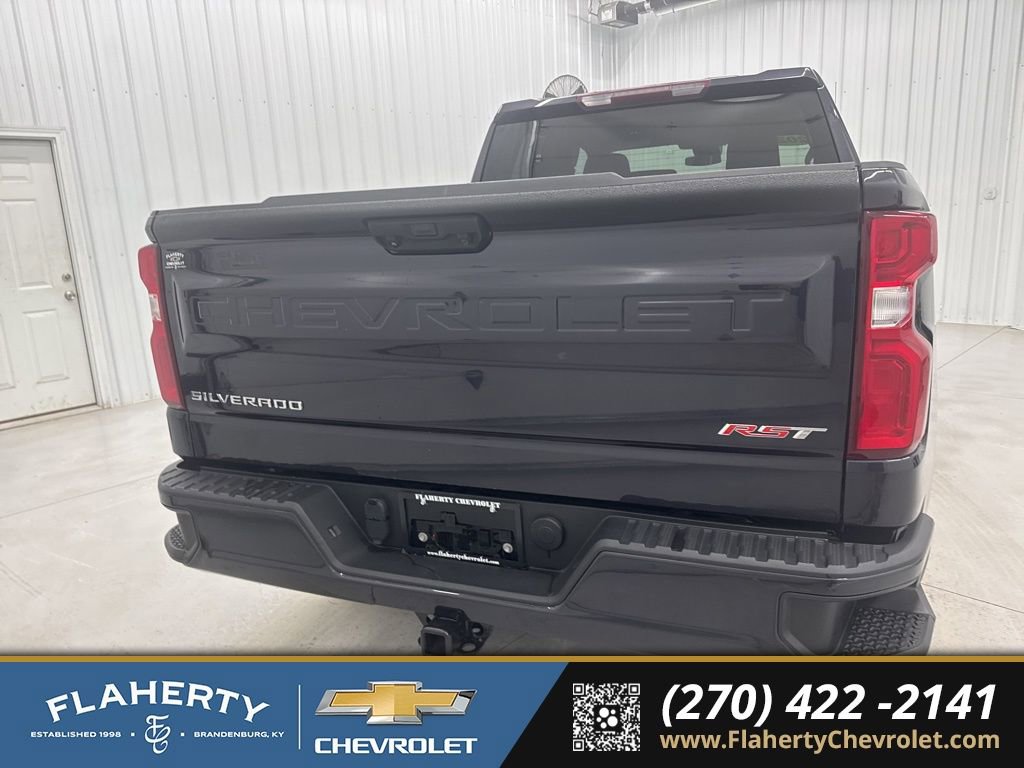 Used 2022 Chevrolet Silverado 1500 RST image 4