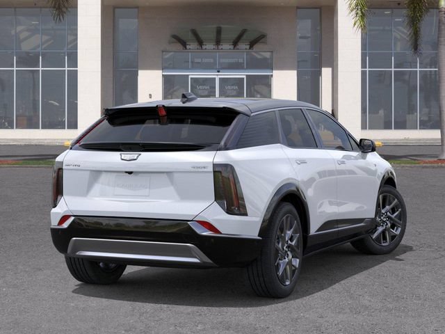 New 2026 Cadillac Optiq Luxury 2 RWD image 4