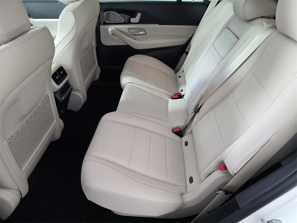 New 2026 Mercedes-Benz GLS 450 4MATIC image 11