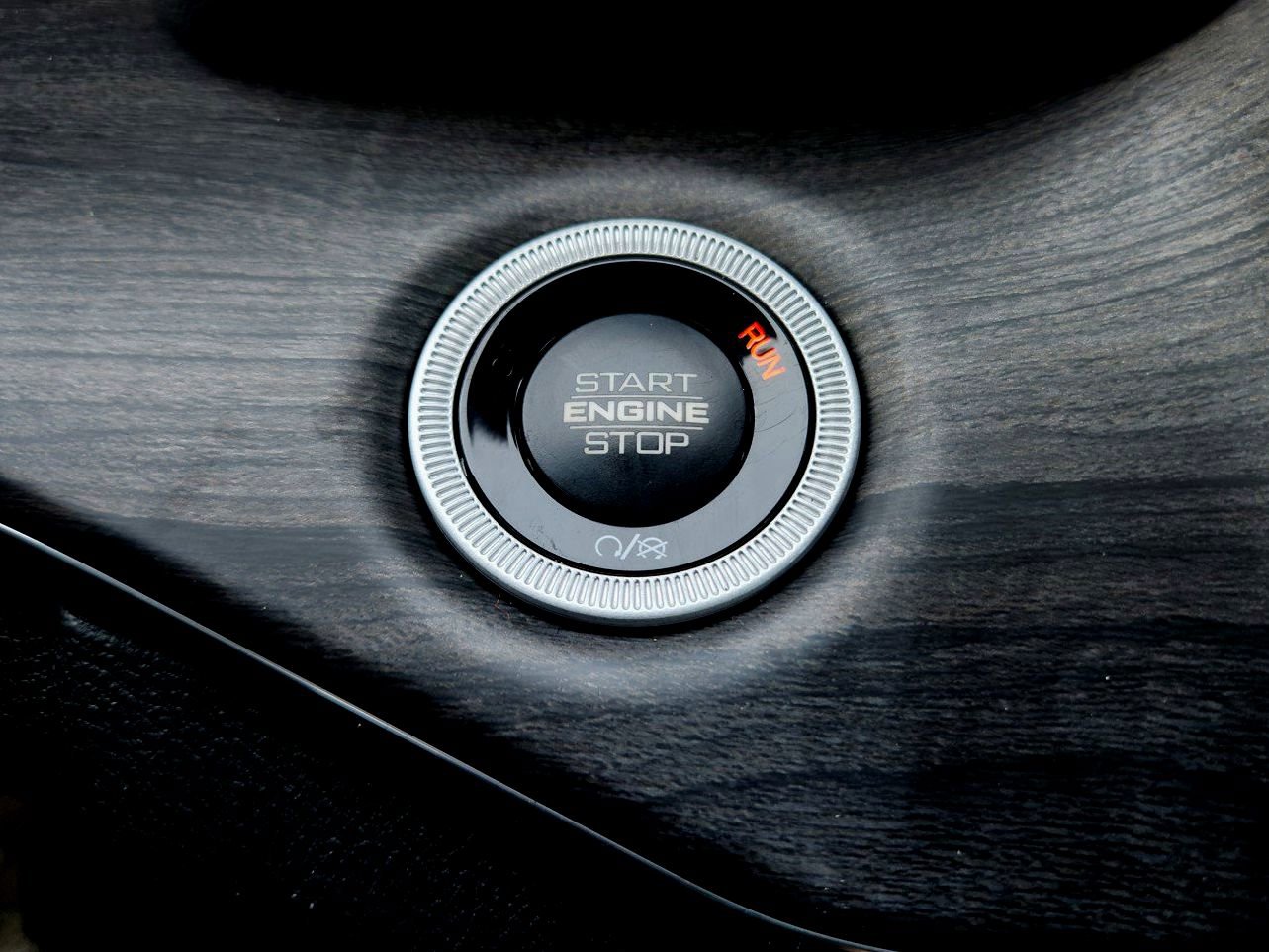 New 2025 Jeep Grand Cherokee L Overland w/ Luxury Tech Group IV image 26