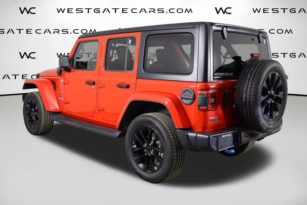 Used 2023 Jeep Wrangler Unlimited Sahara w/ Cold Weather Group AWD/4WD image 46