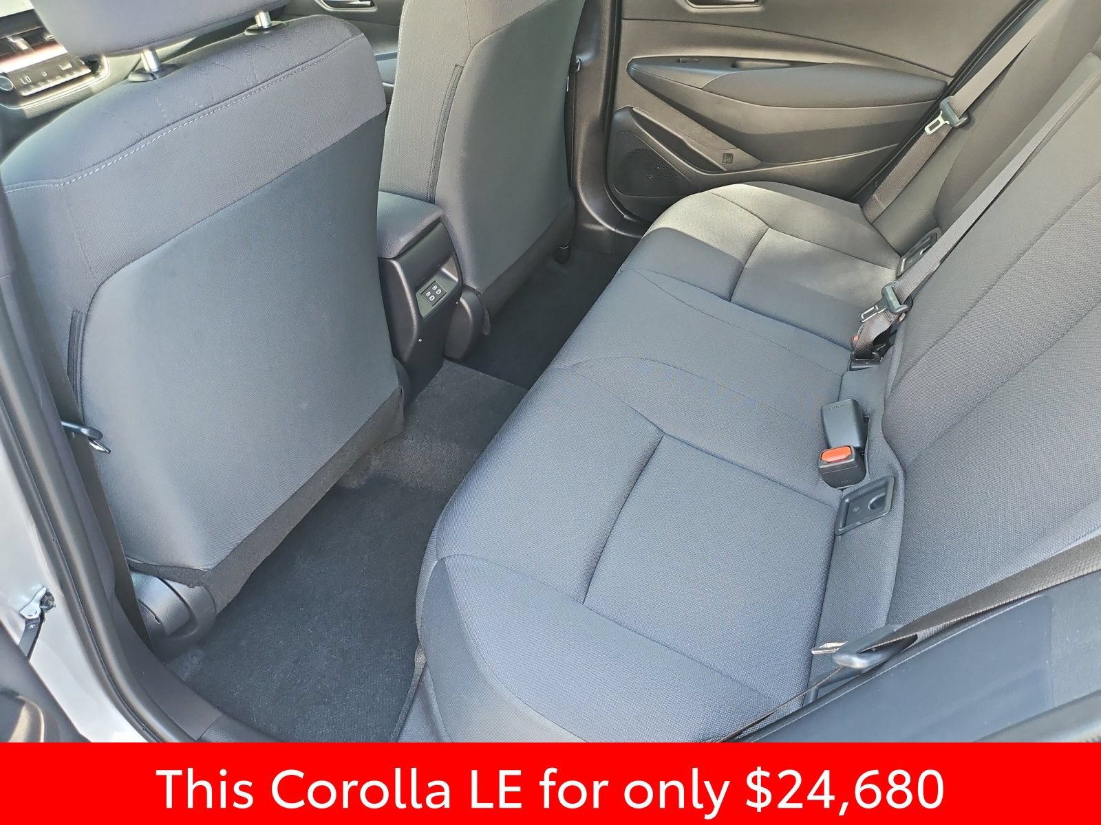Used 2026 Toyota Corolla LE FWD image 33
