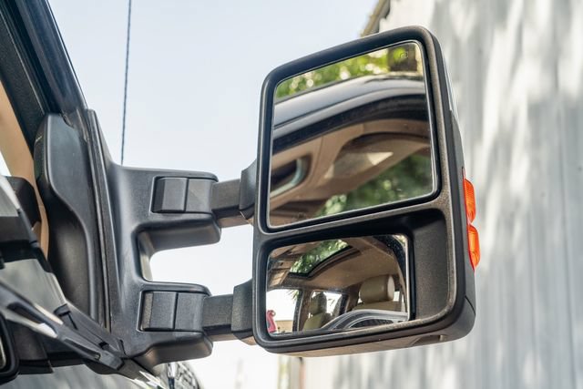 Used 2016 Ford F250 Lariat w/ Lariat Ultimate Package AWD/4WD image 13