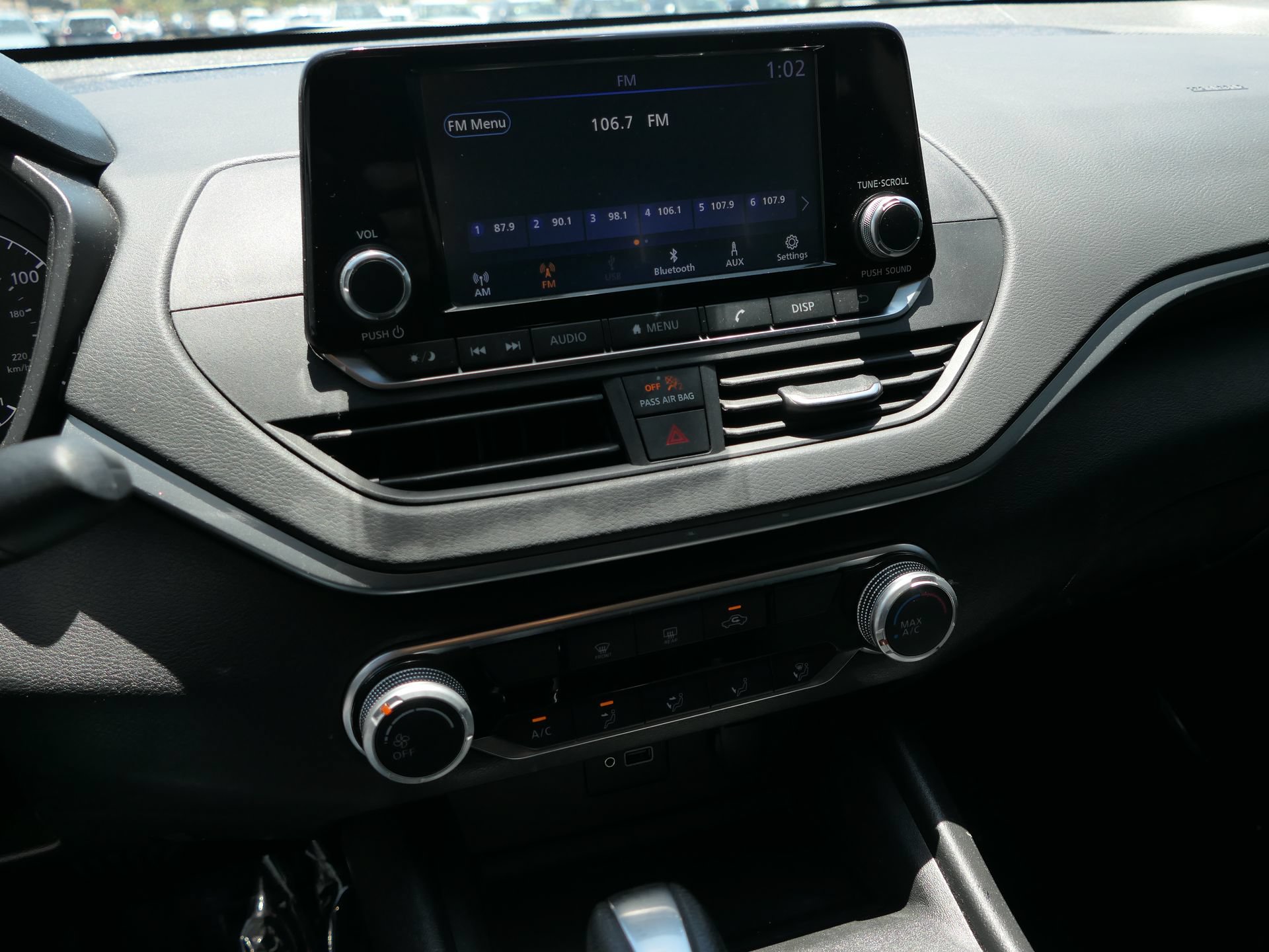 Used 2024 Nissan Altima 2.5 S FWD image 18