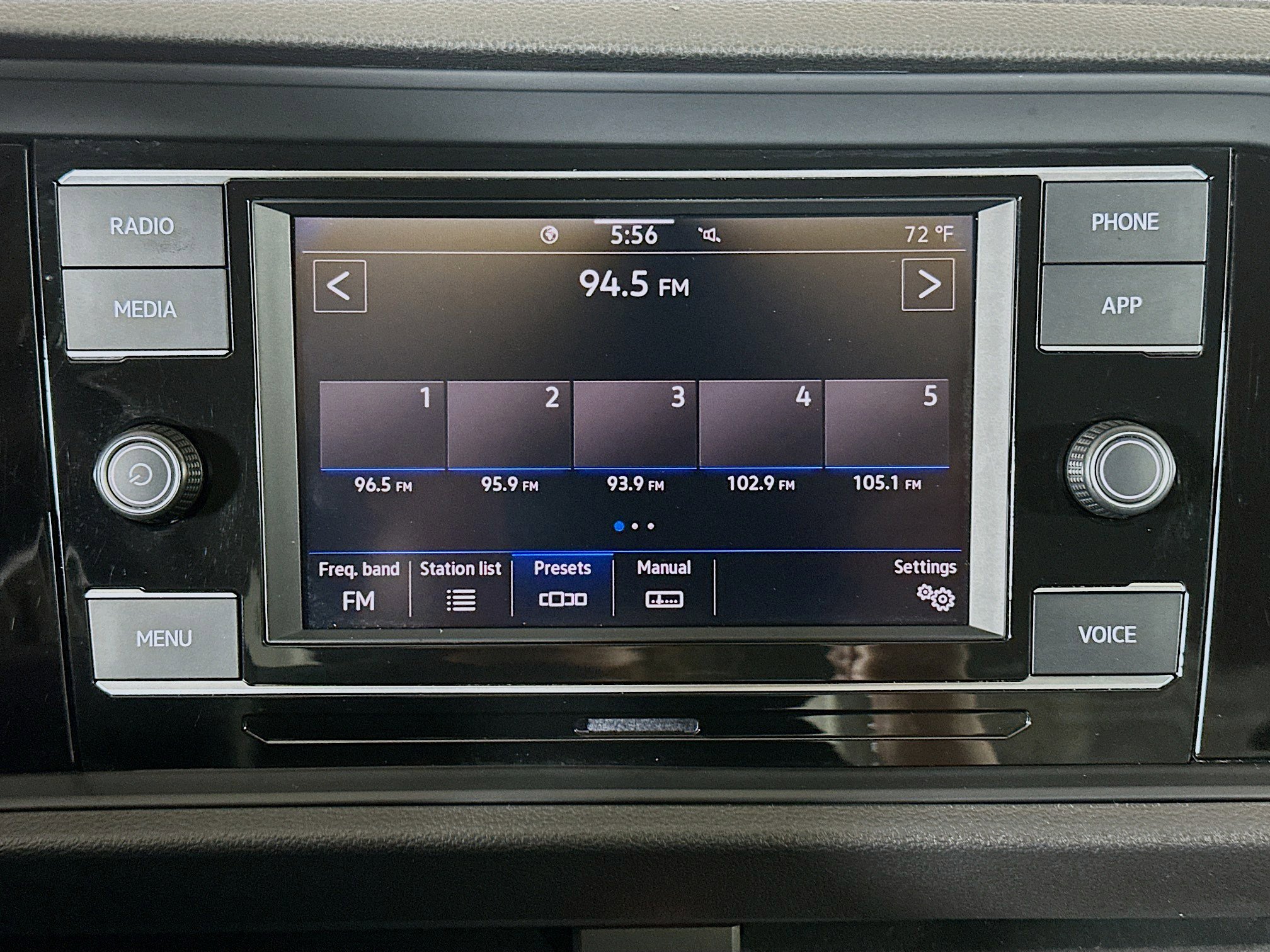 Used 2024 Volkswagen Jetta S image 21