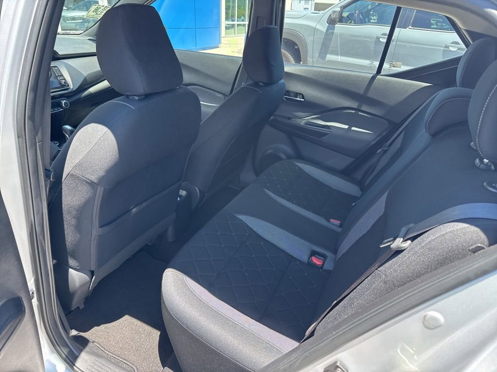 Used 2019 Nissan Kicks SV FWD image 14