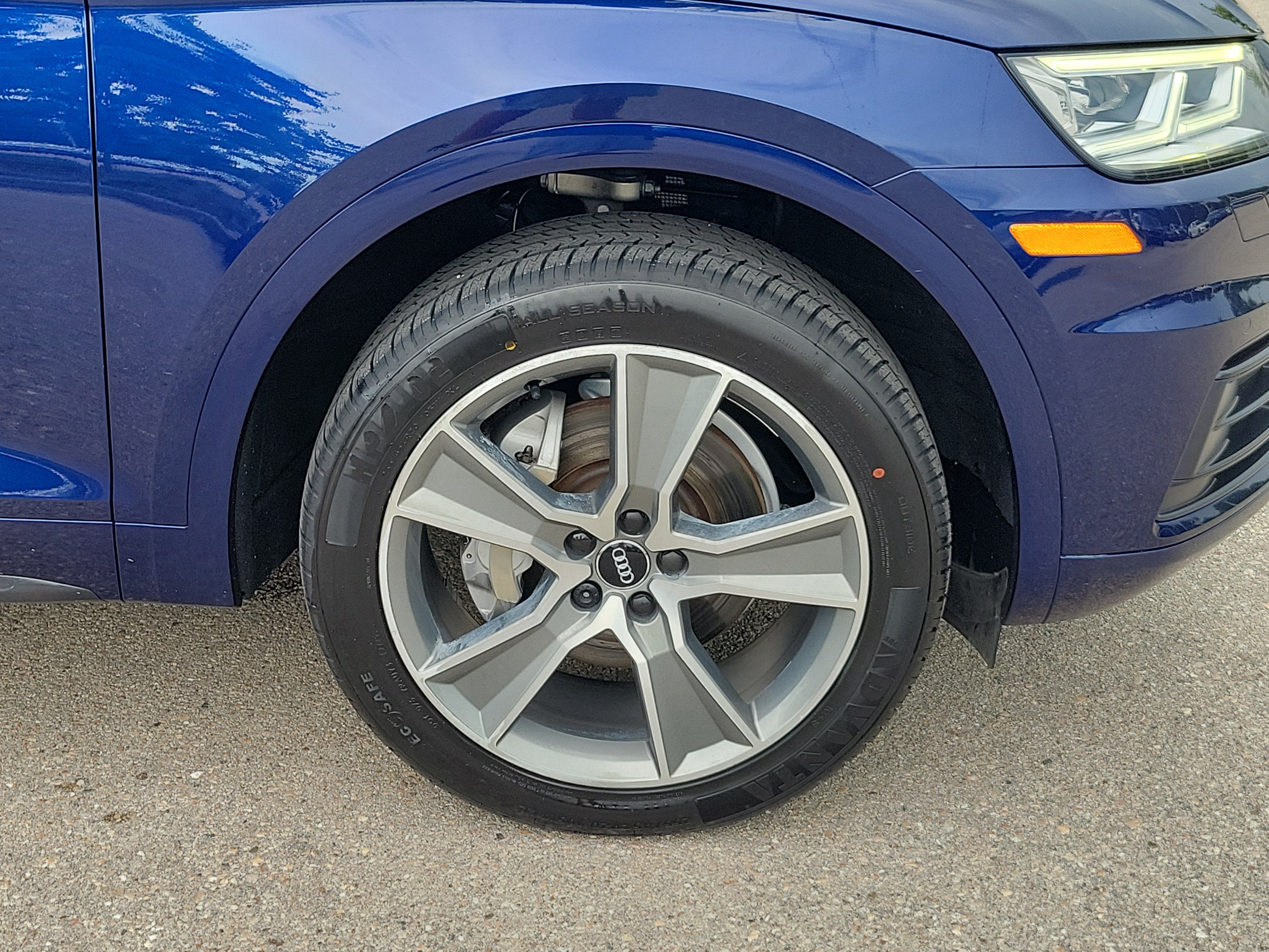 Used 2019 Audi Q5 2.0T Premium Plus w/ Premium Plus Package AWD/4WD image 7