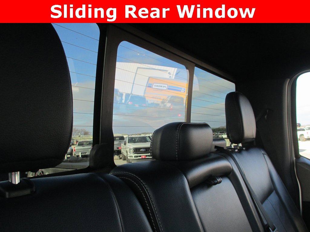 Used 2022 Ford F250 Lariat w/ Black Appearance Package image 21