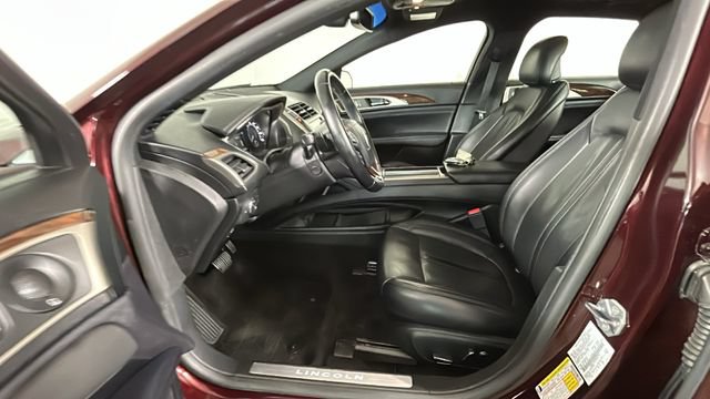 Used 2018 Lincoln MKZ Reserve w/ Climate Package FWD image 11