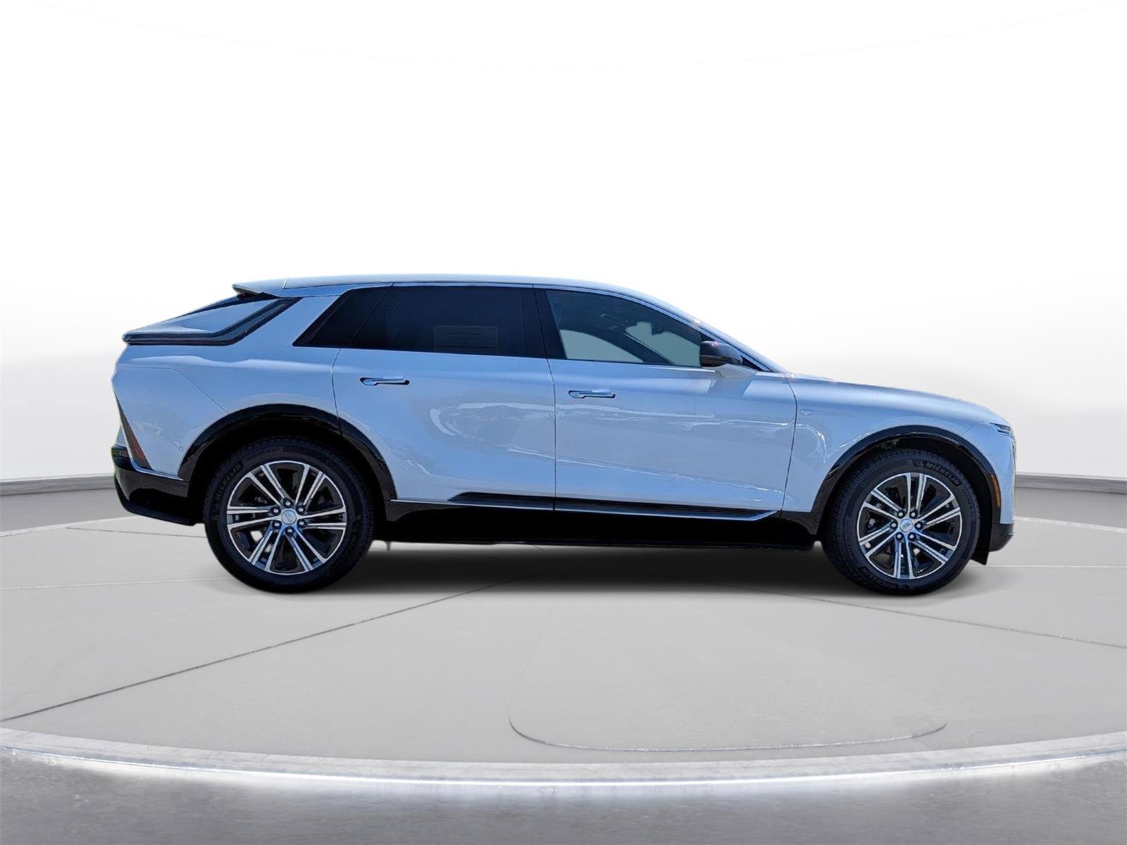 New 2027 Cadillac Lyriq Luxury AWD/4WD image 5