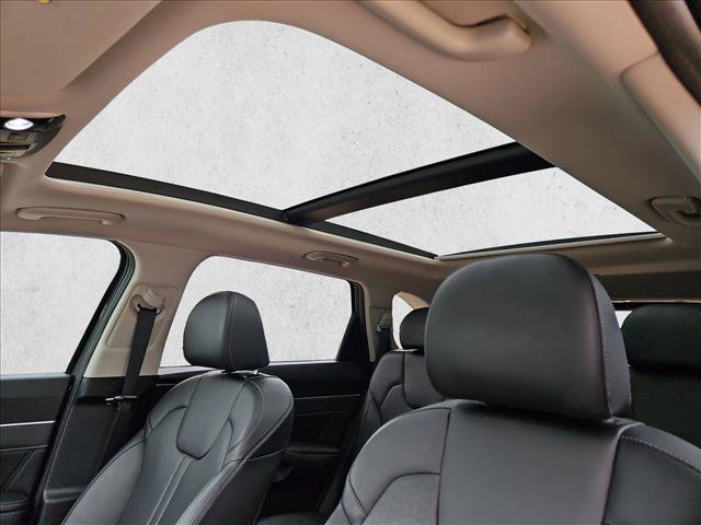 Used 2023 Kia Sorento SX AWD/4WD image 16