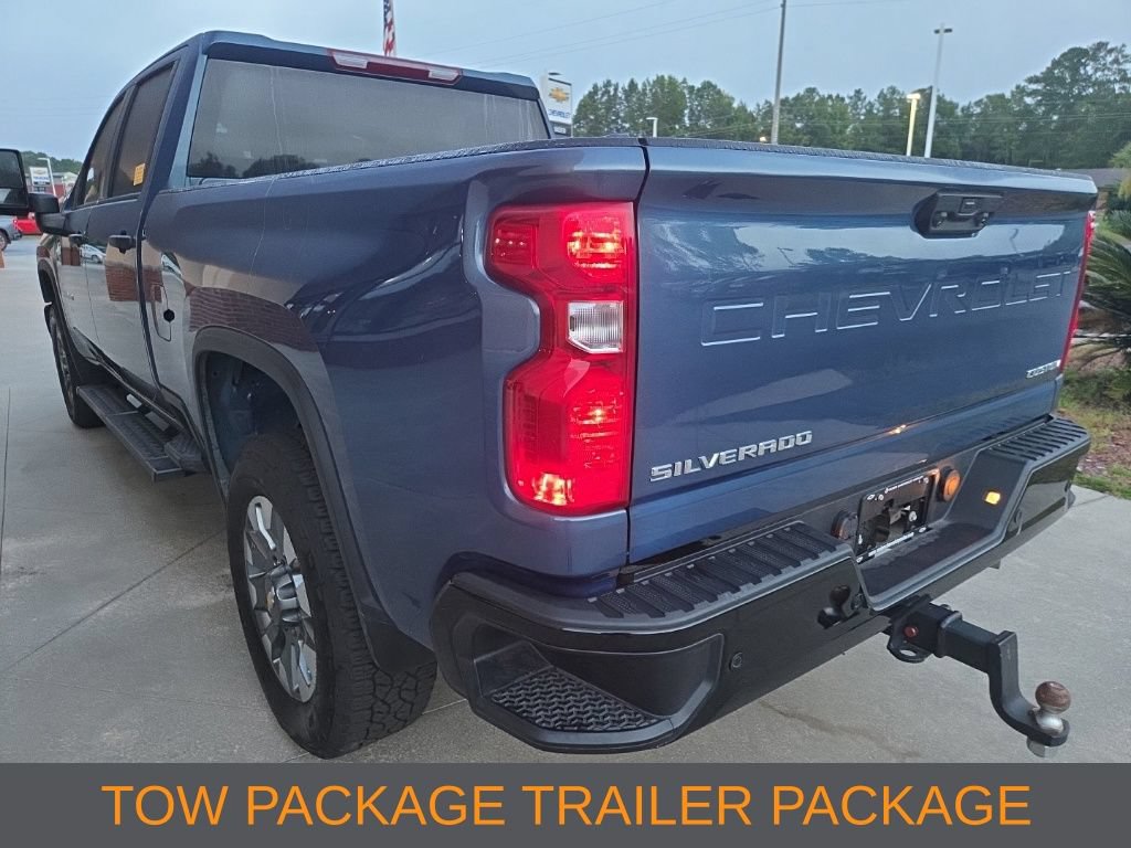 Used 2026 Chevrolet Silverado 2500 Custom w/ Custom Value Package AWD/4WD image 4