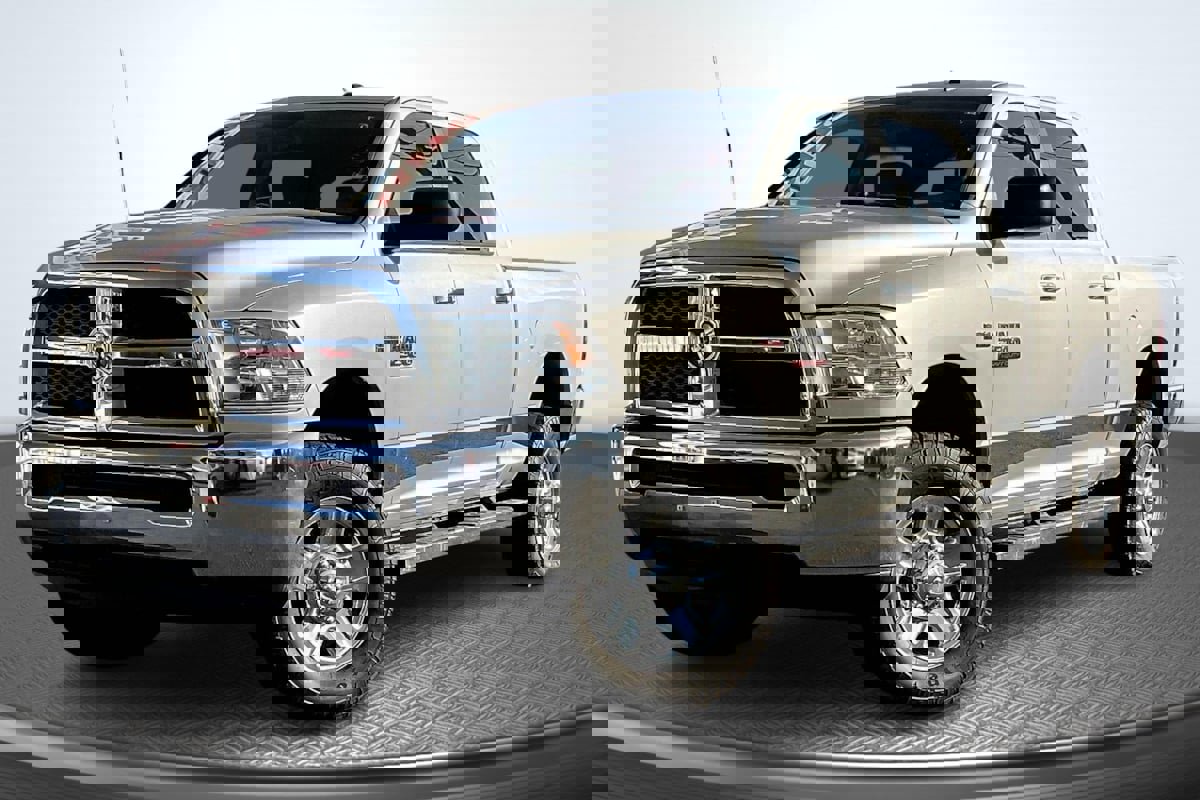 Used 2015 RAM 2500 SLT AWD/4WD image 12