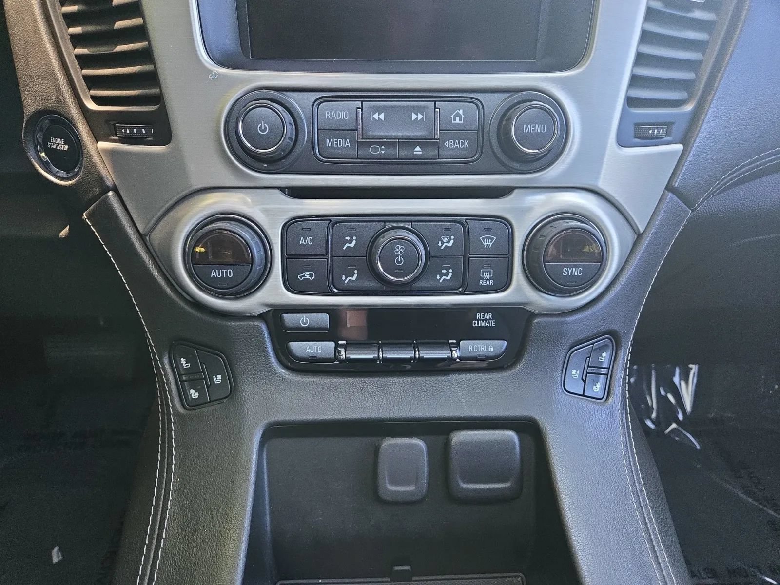 Used 2019 GMC Yukon XL SLT w/ Open Road Package RWD image 17