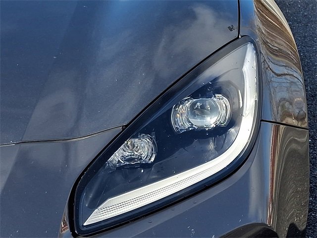 Used 2024 Toyota GR86 Premium image 9