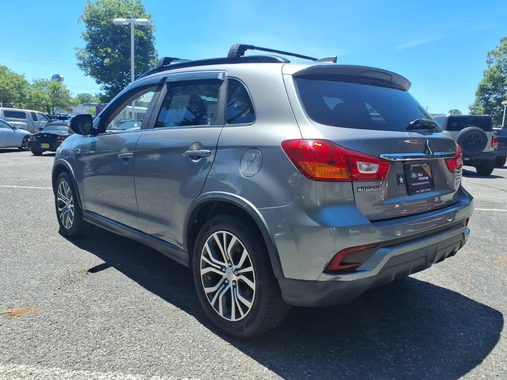 Used 2018 Mitsubishi Outlander Sport SEL FWD image 4