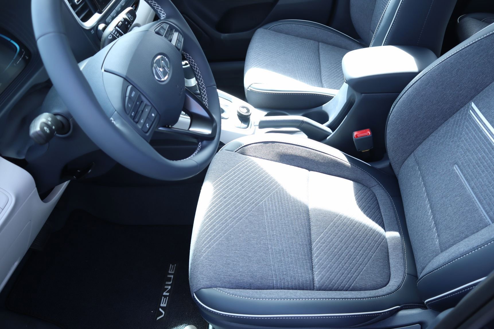 New 2026 Hyundai Venue SEL image 15