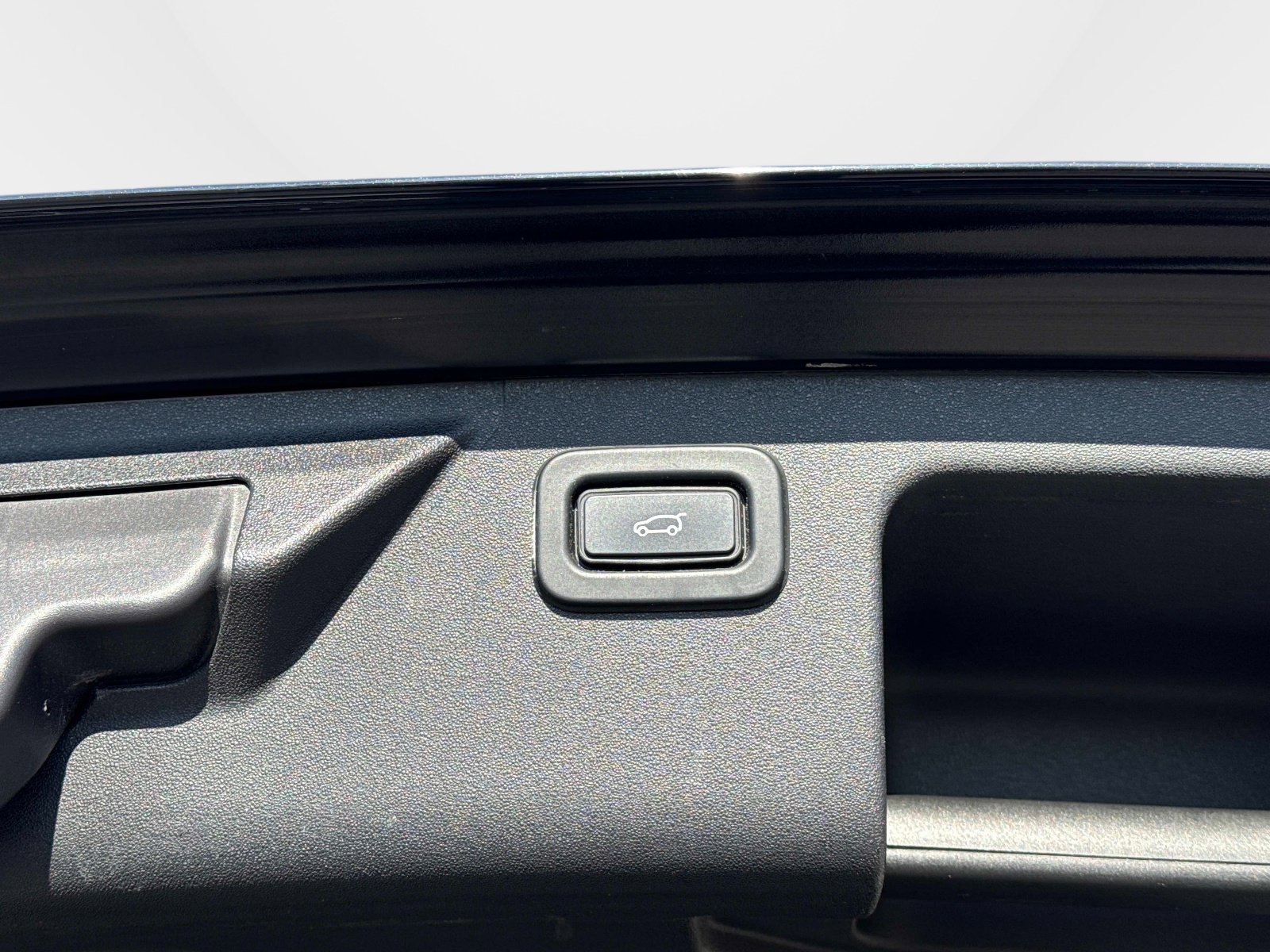 Used 2021 Land Rover Discovery Sport S image 13