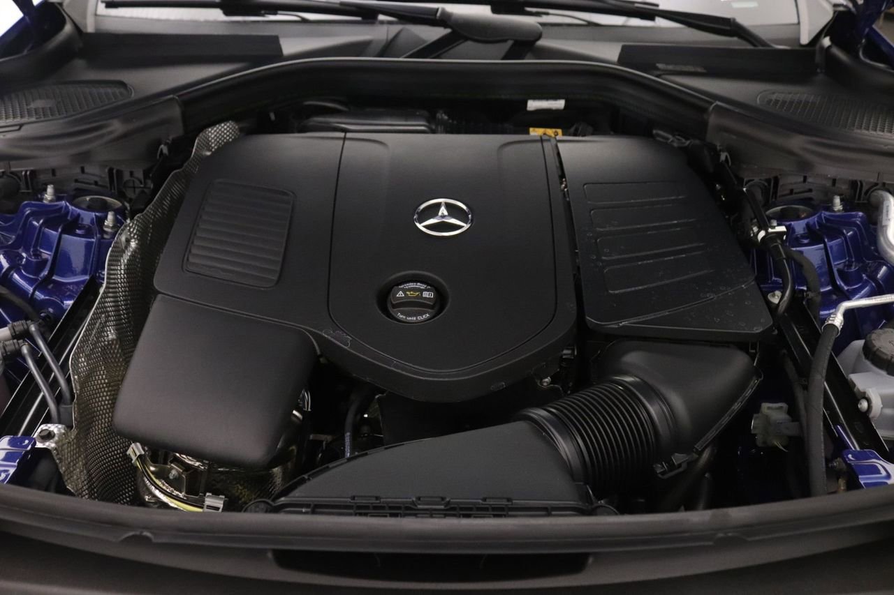 New 2026 Mercedes-Benz GLC 300 4MATIC image 11