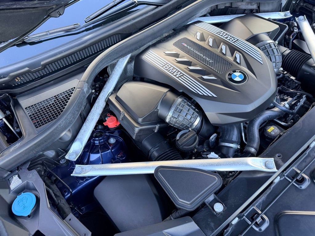 Used 2020 BMW X5 M50i image 36