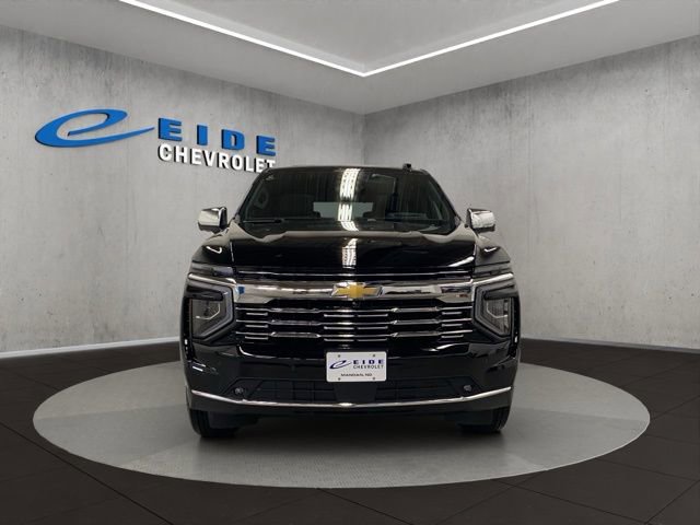 New 2026 Chevrolet Suburban Premier image 8