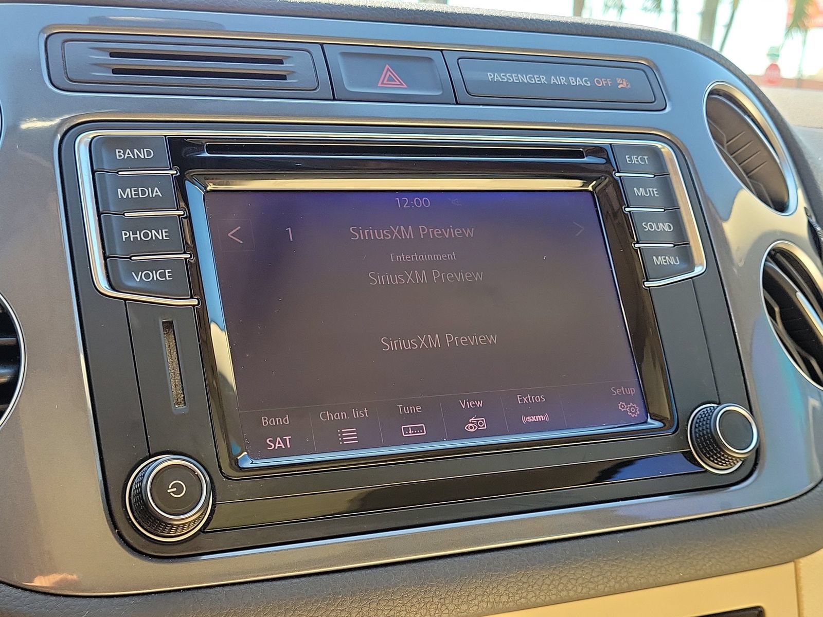 Used 2017 Volkswagen Tiguan Wolfsburg Edition FWD image 18