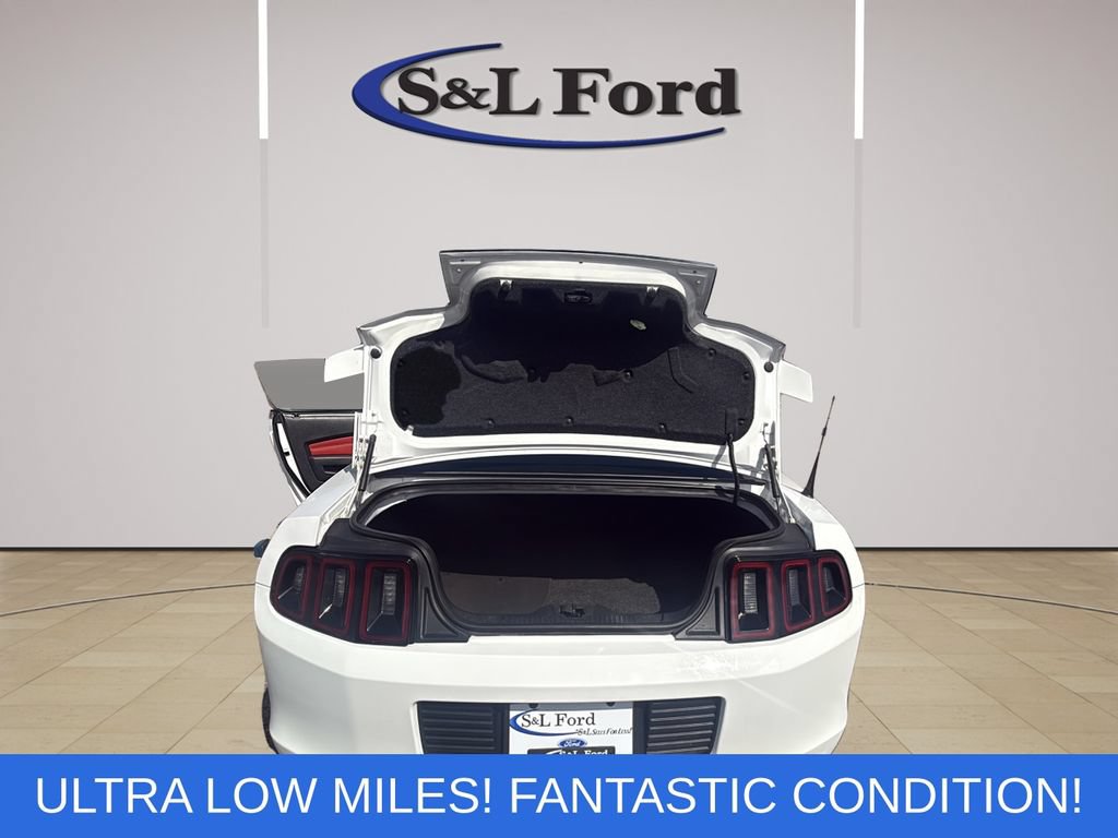 Used 2014 Ford Mustang GT w/ Equipment Group 401A RWD image 13
