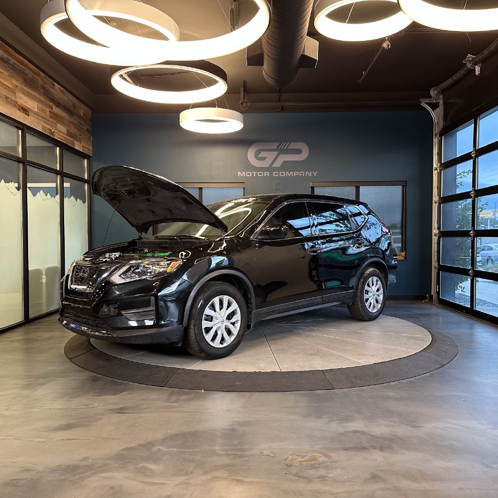 Used 2019 Nissan Rogue S FWD image 24