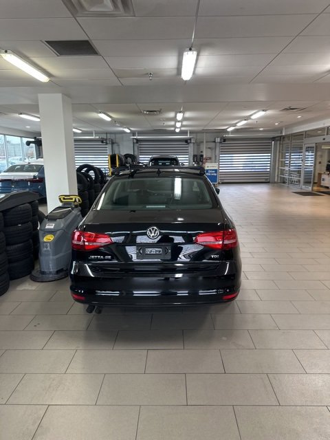 Used 2015 Volkswagen Jetta TDI SE image 19