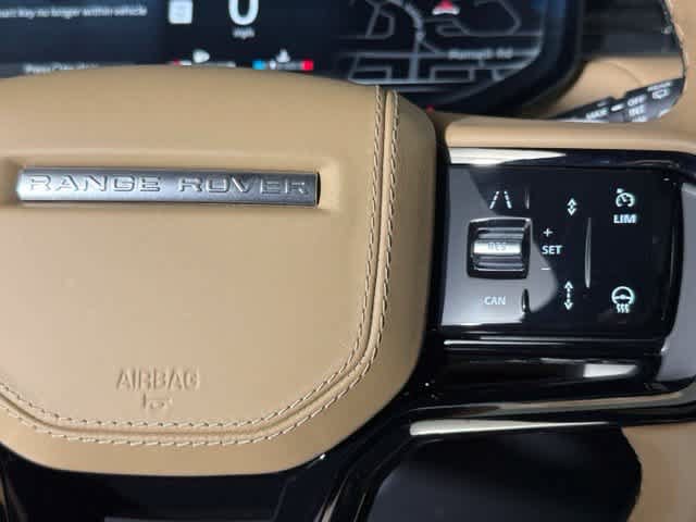 Used 2026 Land Rover Range Rover Sport Dynamic SE AWD/4WD image 32