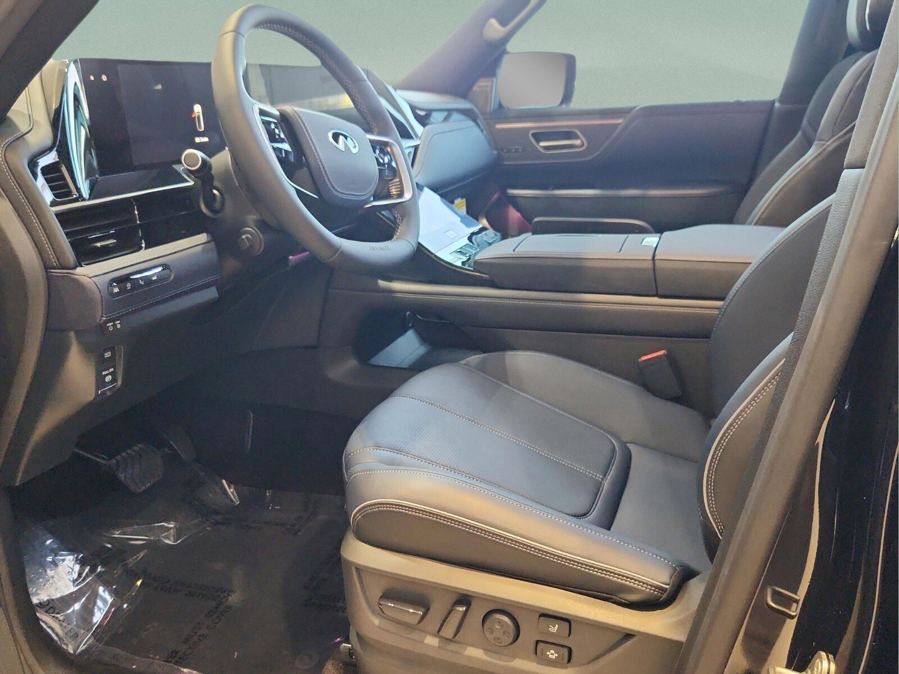 New 2026 INFINITI QX80 4WD image 11