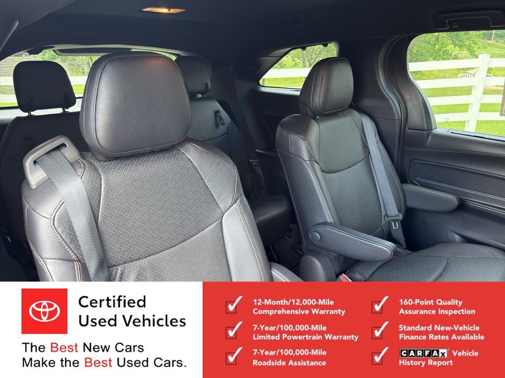 Certified 2026 Toyota Sienna Limited FWD image 15