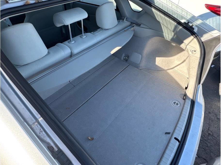 Used 2012 Toyota Prius Two image 19