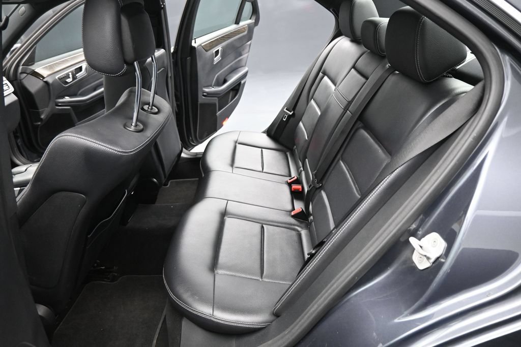 Used 2014 Mercedes-Benz E 350 Sedan image 19