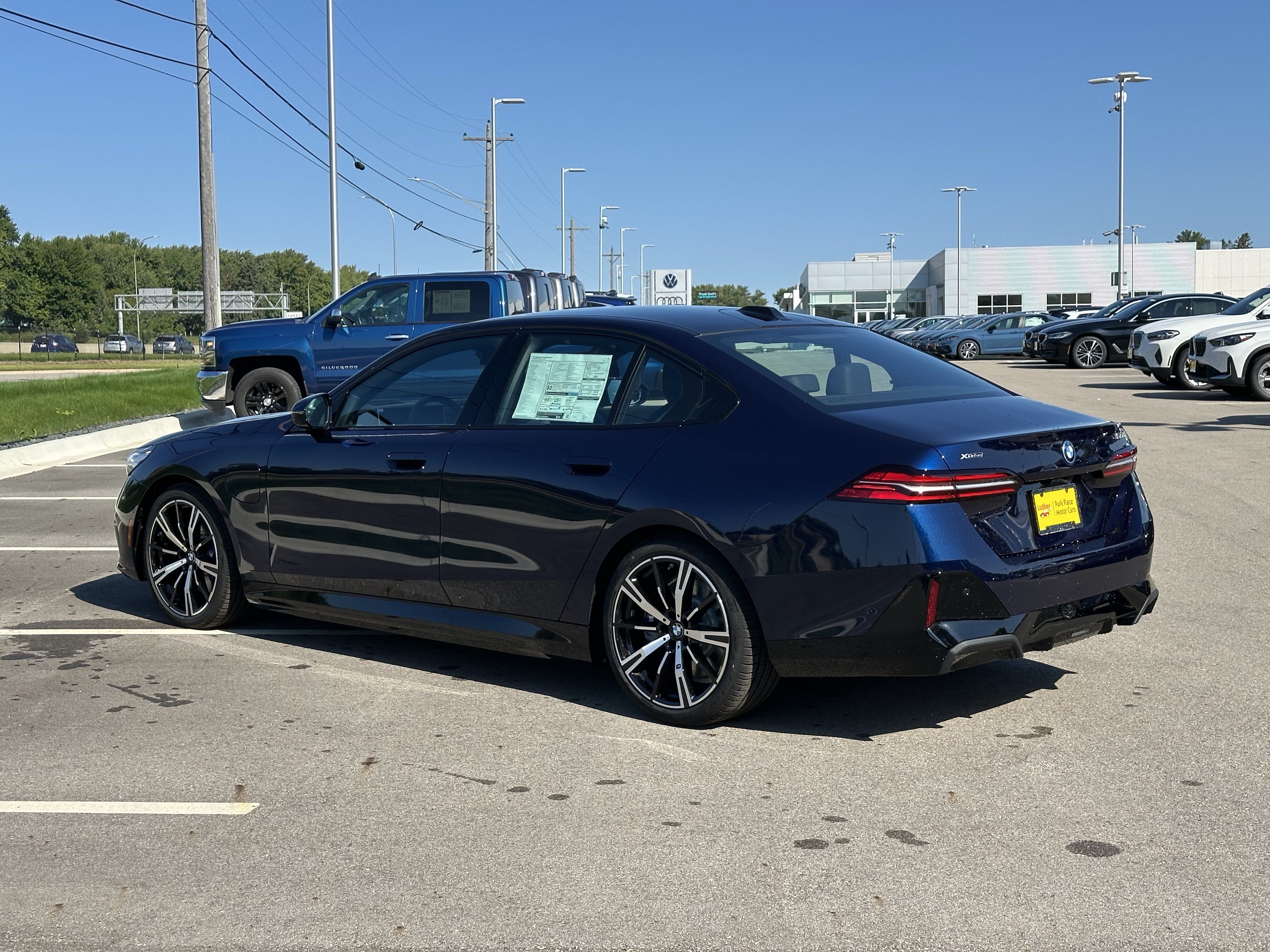 New 2026 BMW 550e xDrive w/ Executive Package AWD/4WD image 5