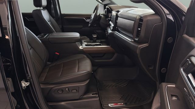Used 2025 Chevrolet Silverado 1500 High Country w/ Technology Package image 29