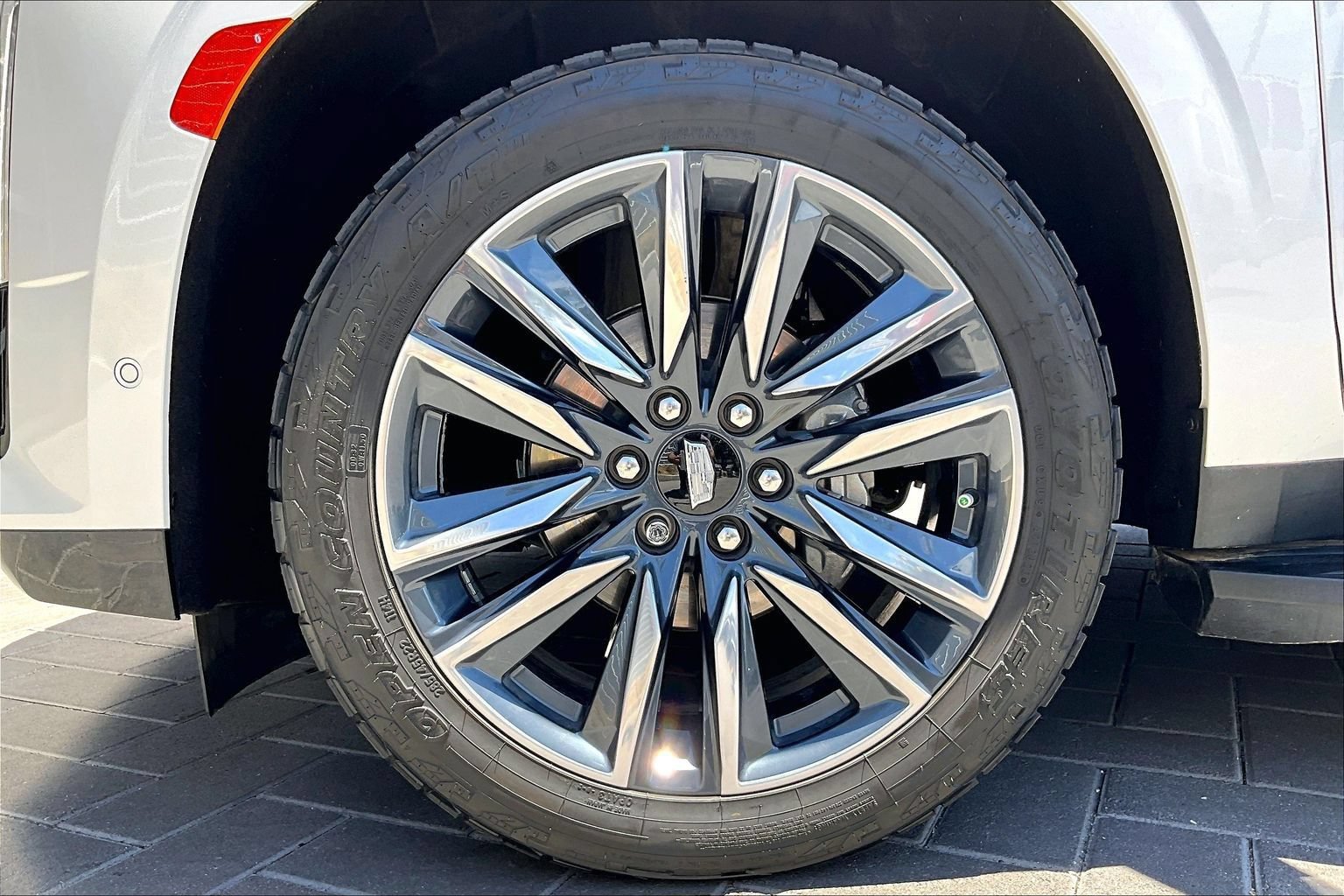 Used 2022 Cadillac Escalade Sport Platinum RWD image 9