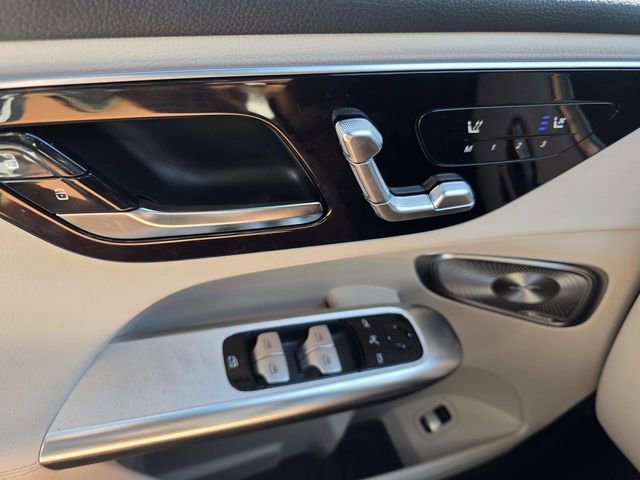 New 2026 Mercedes-Benz GLC 300 image 11