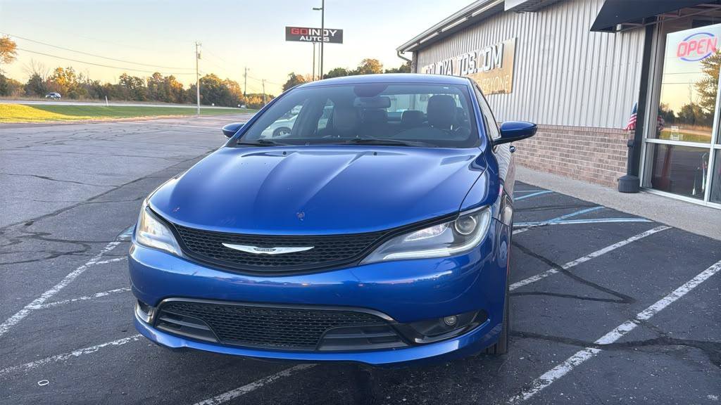 Used 2016 Chrysler 200 S w/ Comfort Group AWD/4WD image 3