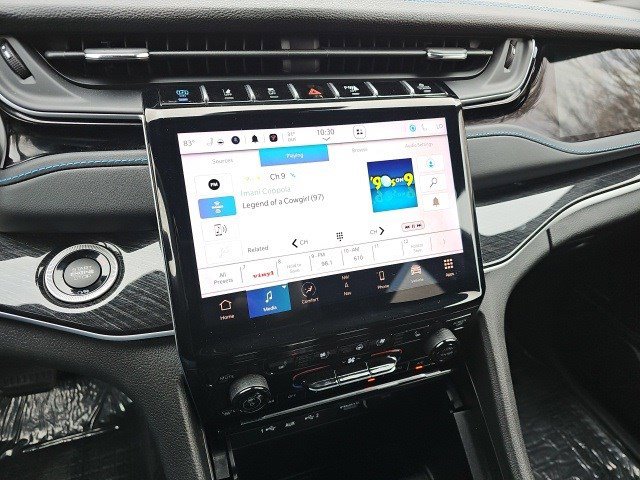 Used 2024 Jeep Grand Cherokee Trailhawk image 23