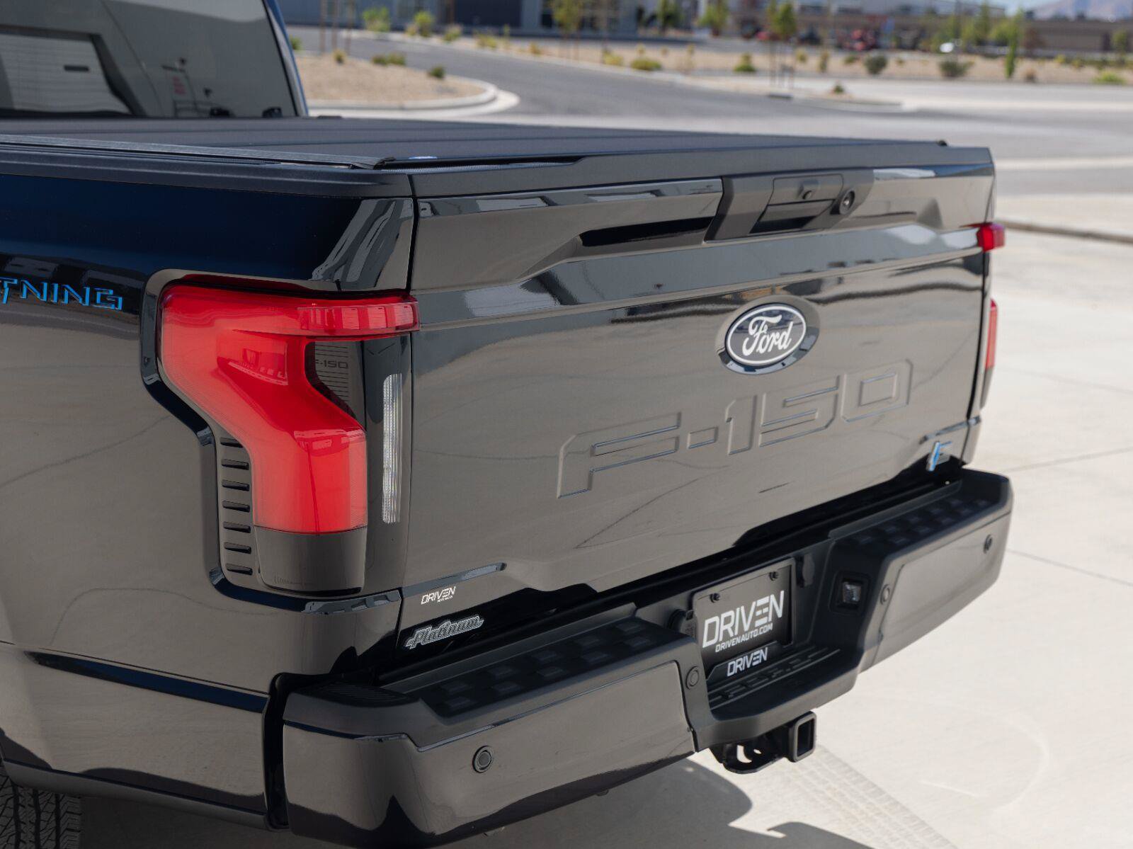 Used 2025 Ford F150 Lightning Flash AWD/4WD image 12