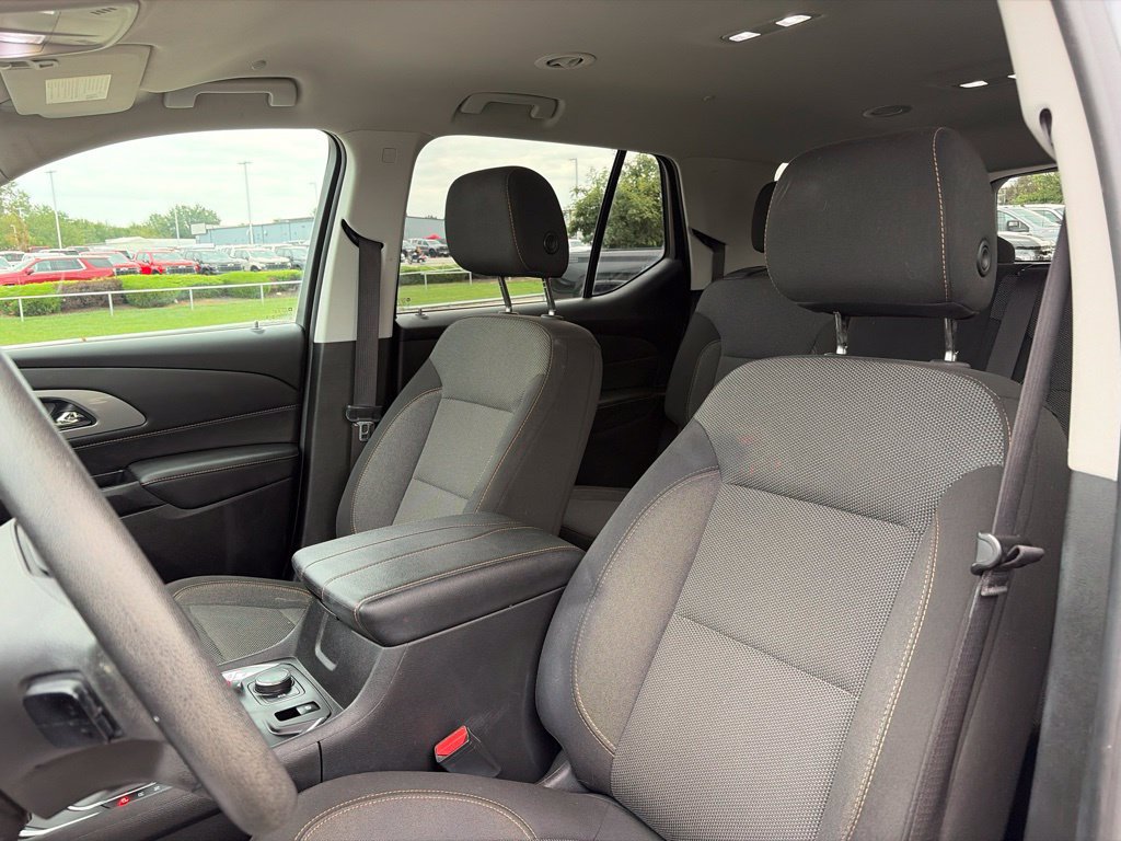 Used 2020 Chevrolet Traverse LS FWD image 44