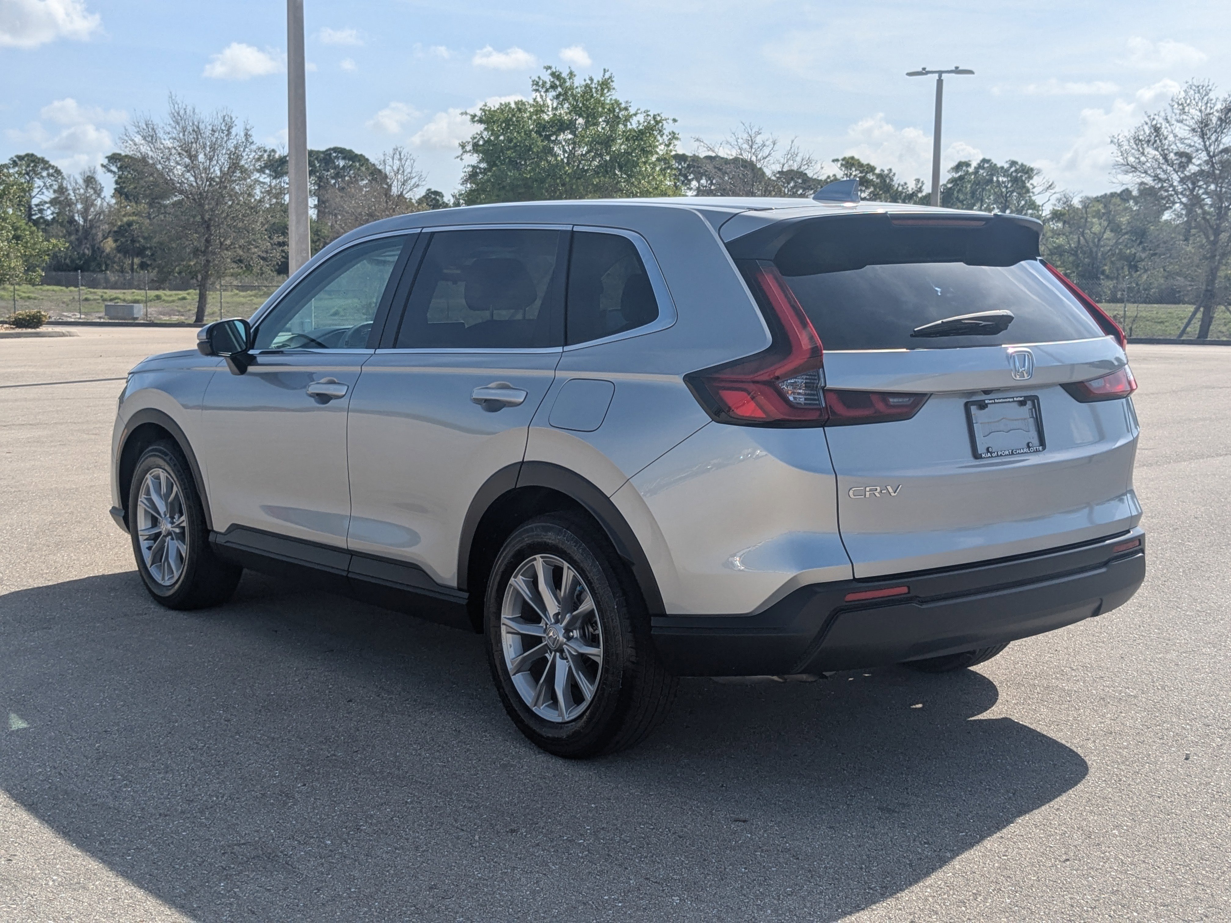 Used 2025 Honda CR-V EX image 7