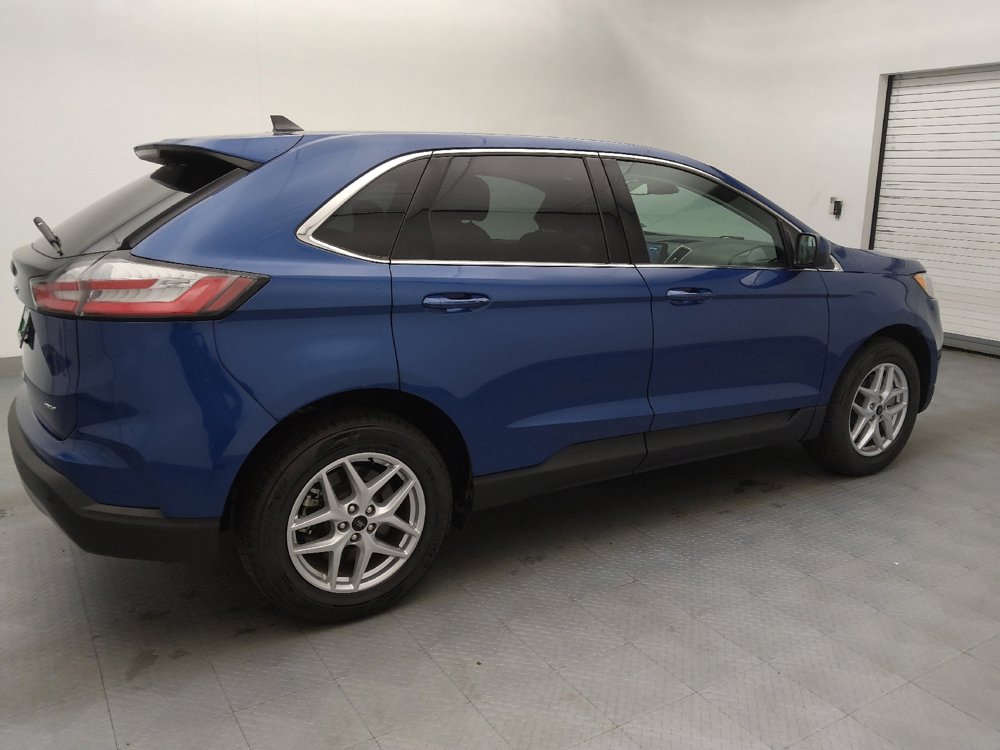 Used 2023 Ford Edge SEL image 10
