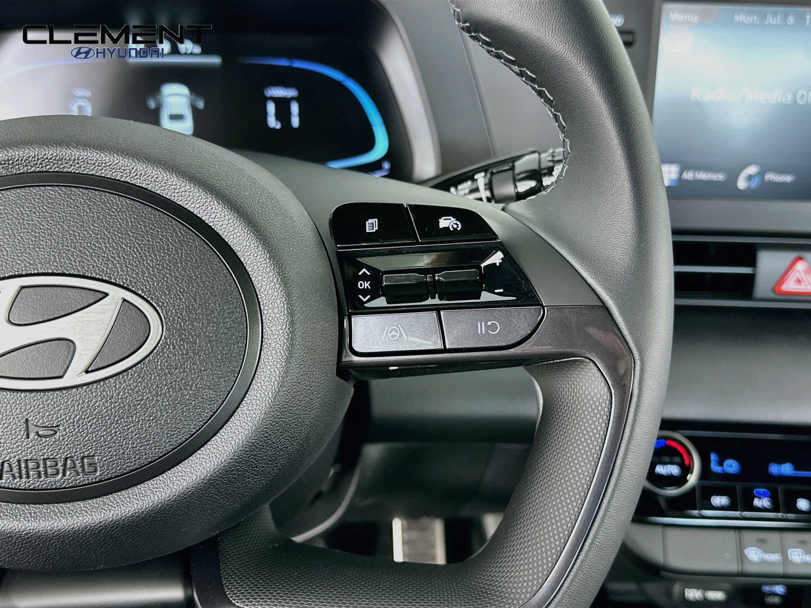 New 2026 Hyundai Elantra Sport FWD image 15