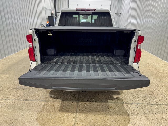 Used 2022 Chevrolet Silverado 1500 High Country image 5