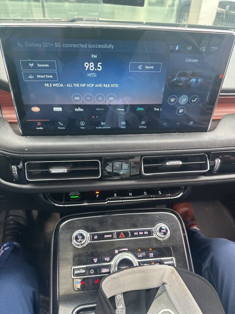 Used 2022 Lincoln Nautilus Reserve w/ Equipment Group 201A image 5