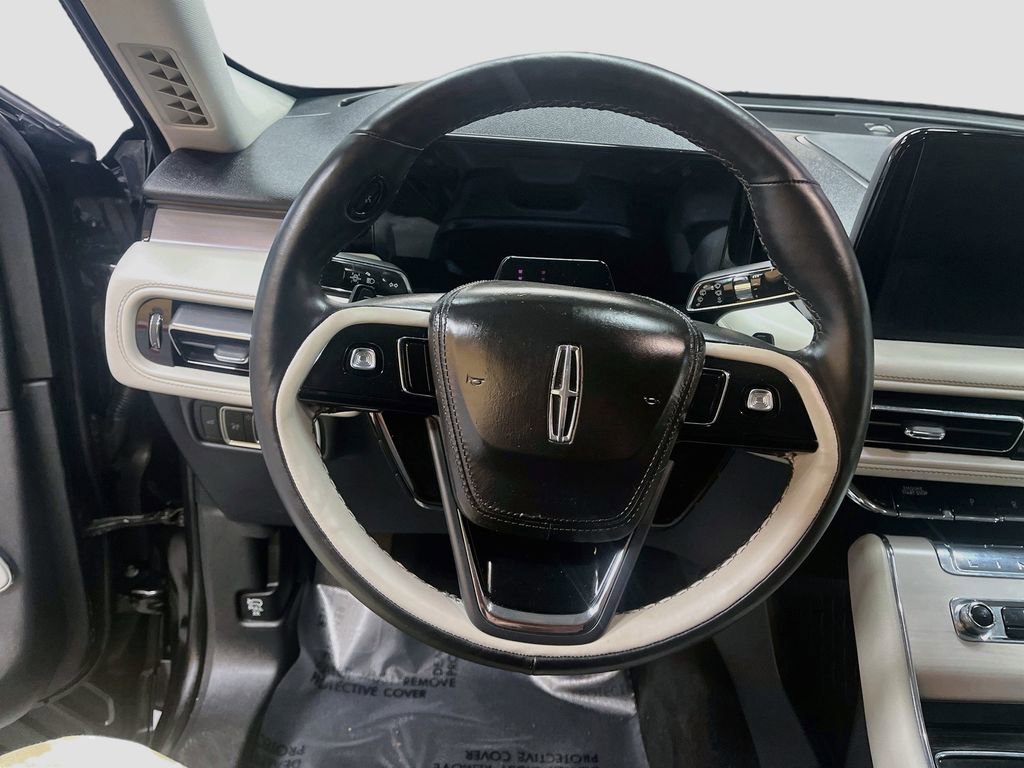 Used 2025 Lincoln Aviator Reserve w/ Equipment Group 201A AWD/4WD image 11