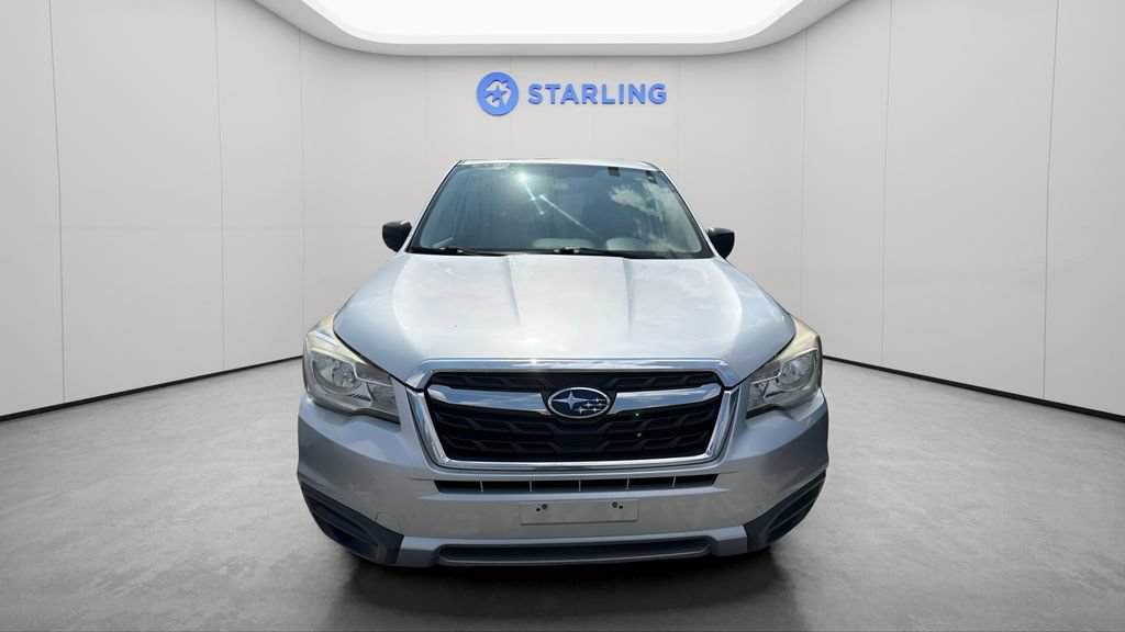 Used 2017 Subaru Forester 2.5i AWD/4WD image 2